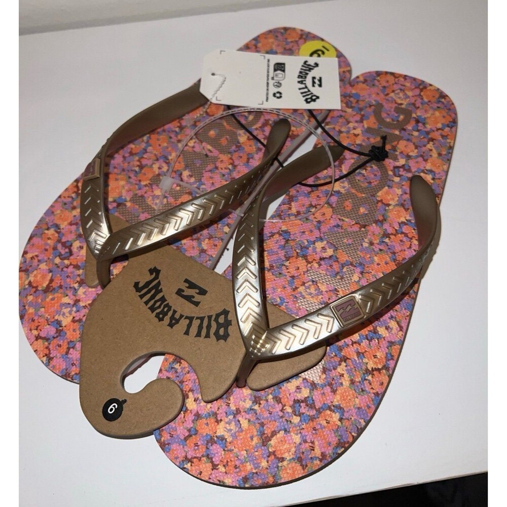 billabong gold flip flops with logo size 9 nwt